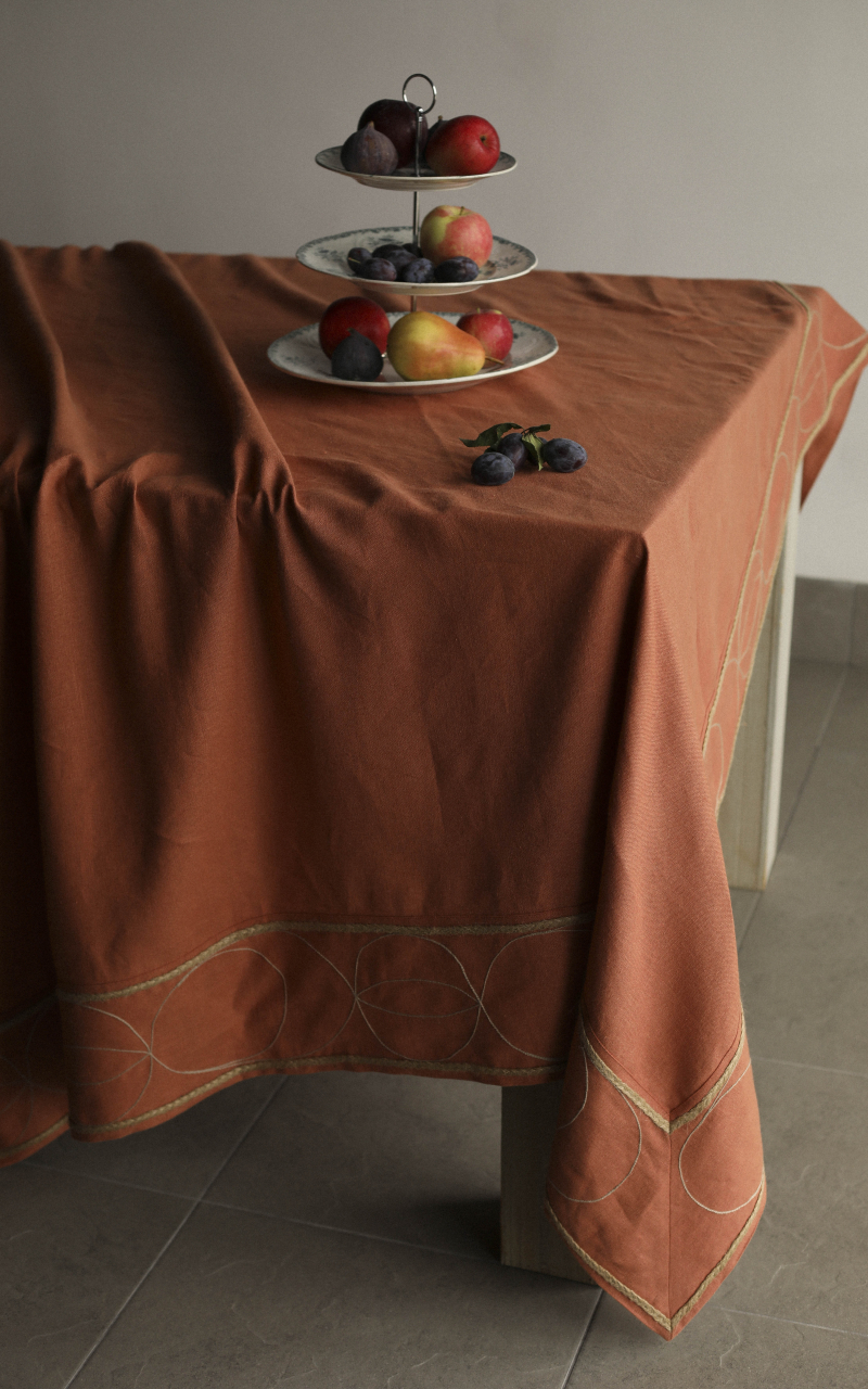 Tablecloth  Tripillia 5377774-735-112 Brown - TAGO